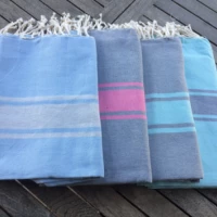 Fouta tissage à plat avec franges