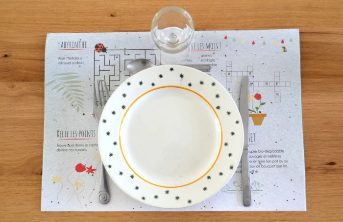 Set de table en graines de fleurs 