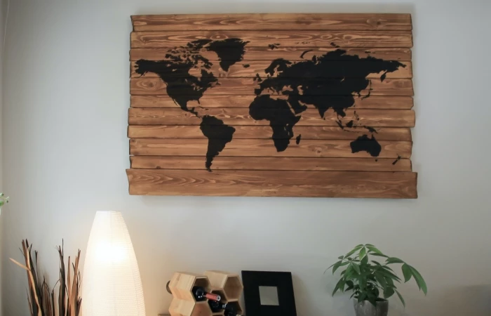 Mappemonde bois naturel