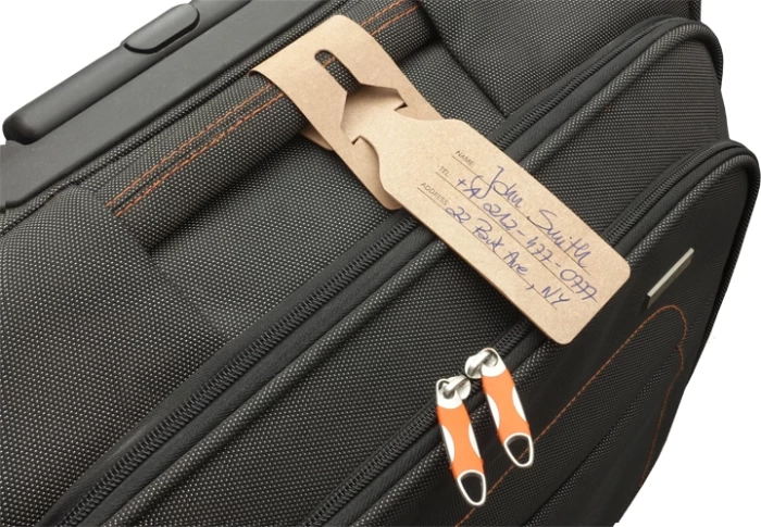 Leather luggage tag