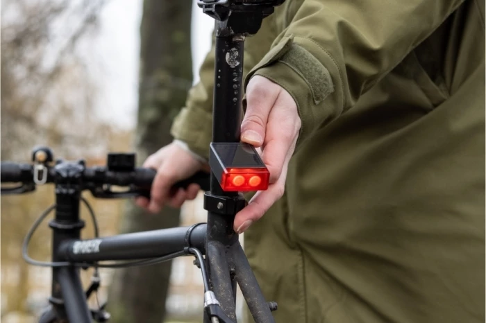 Lumières solaires vélo