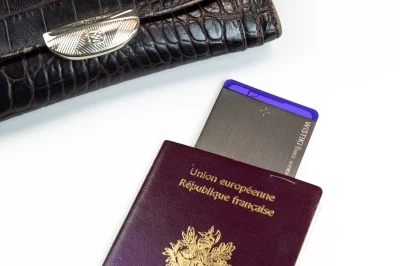Carte localisateur objets