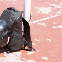 Sac à dos avec porte casque vélo