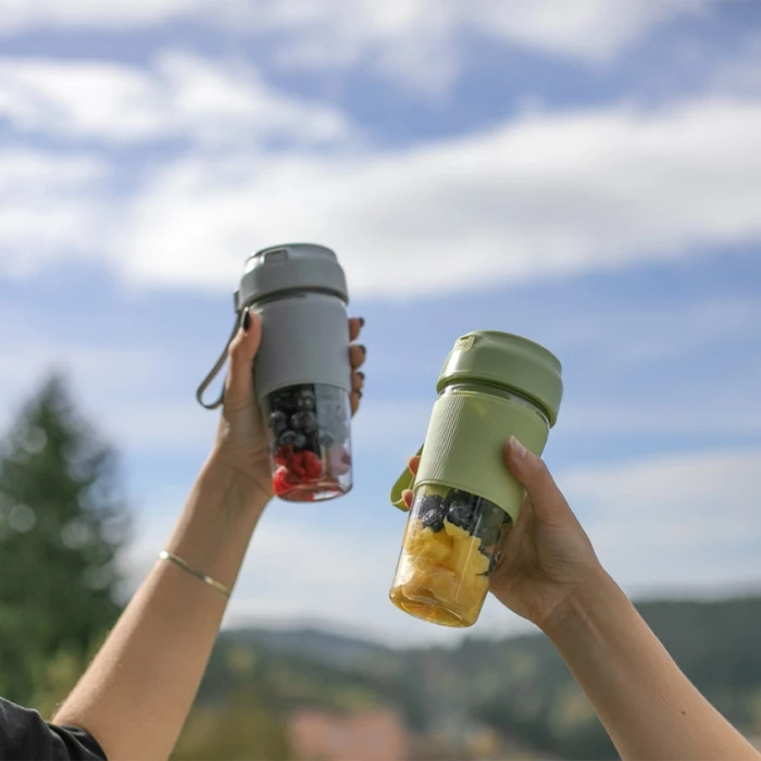 Portable blender