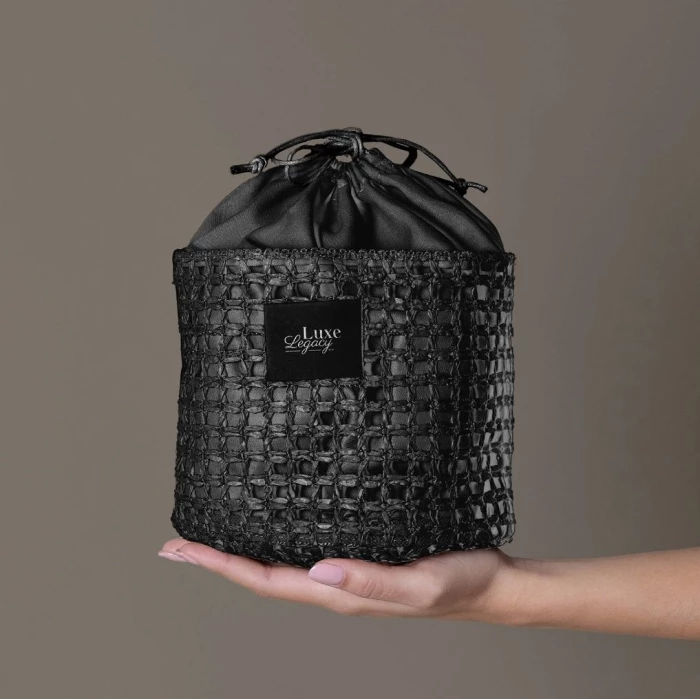 Bourse en raphia 16 x 15 cm