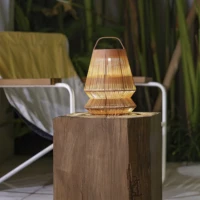 Abat-jour solaire recyclé