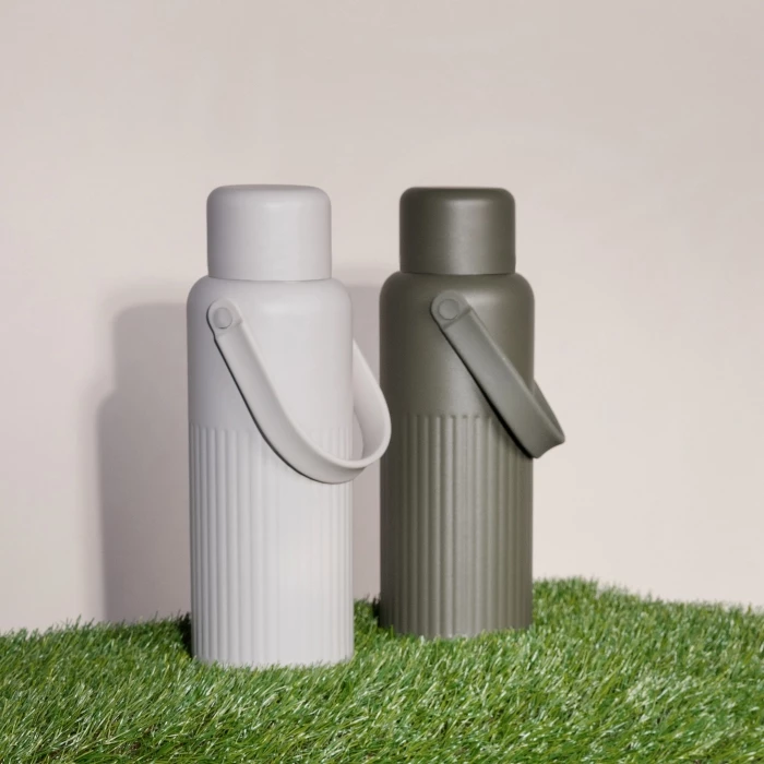 Recycled isothermal bottle 1 litre