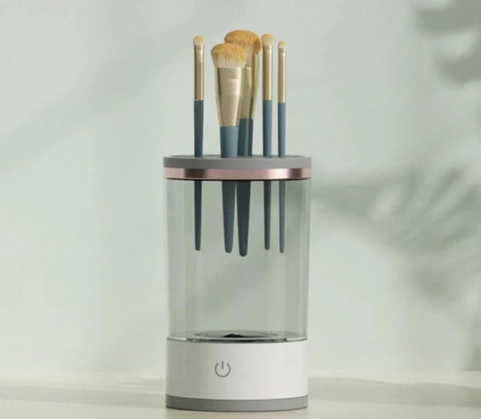 Make-up brush cleaner