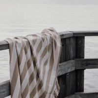 Serviette recyclée 180 x 180 cm