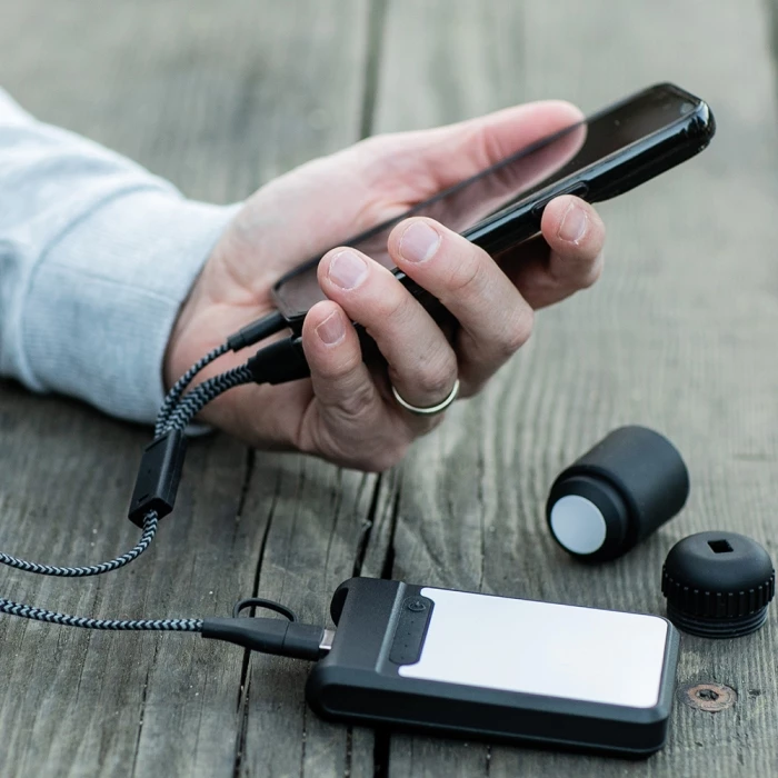 Câble de charge 5-en-1 rPET, tube de rangement rABS
