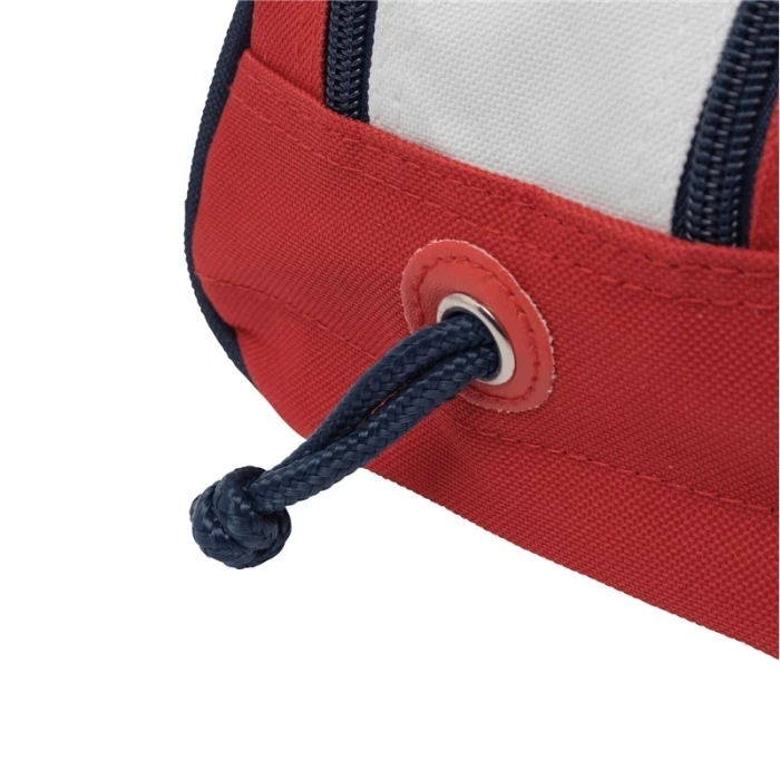 Three-tone toiletry bag