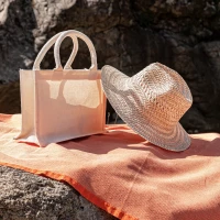 Chapeau ajouré fibres naturelles 